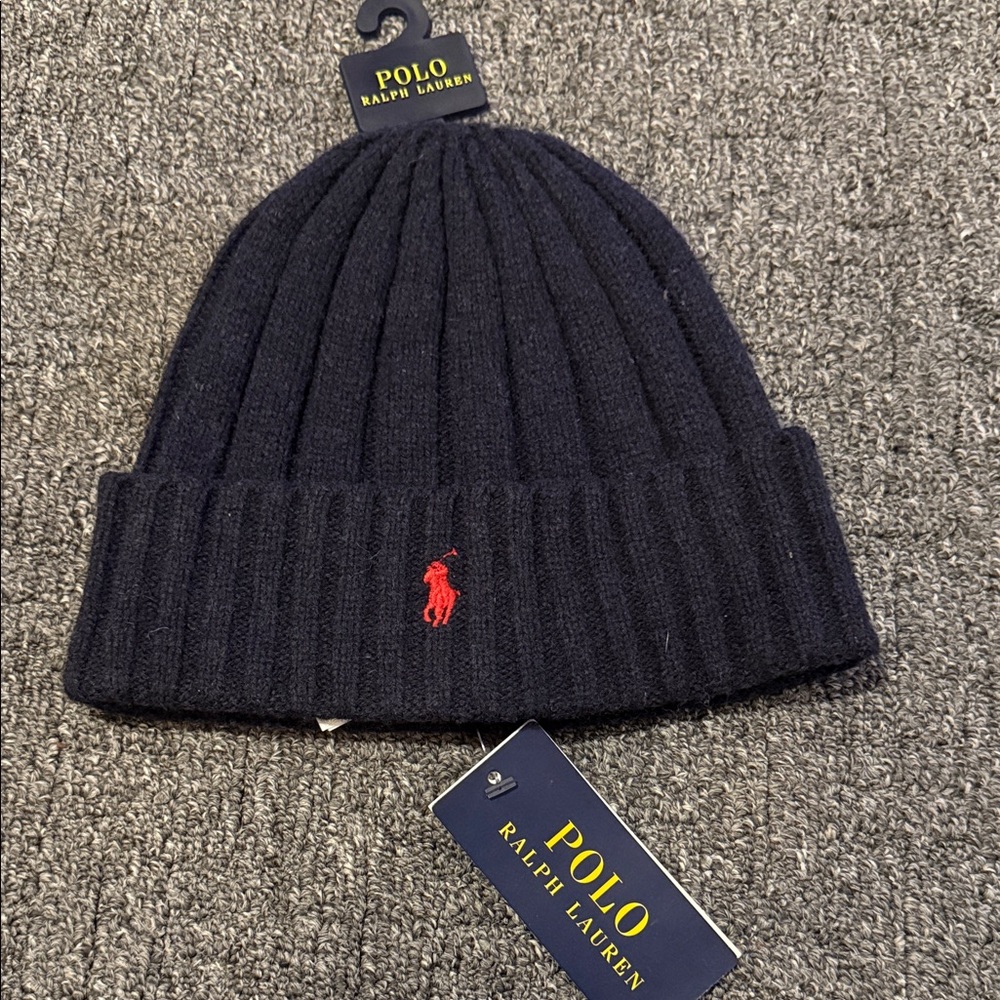 Polo Ralph Lauren hat
Scully hat
Mens
